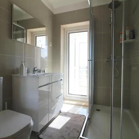 Ocean House - First Line Of Cabedelo ויאנה דו קסטלו